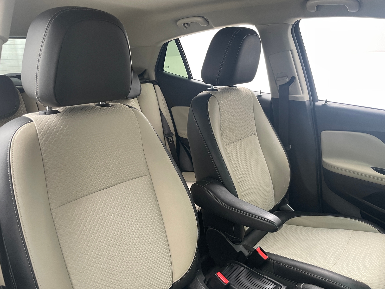 Thumbnail: 2018 Buick Encore - 2