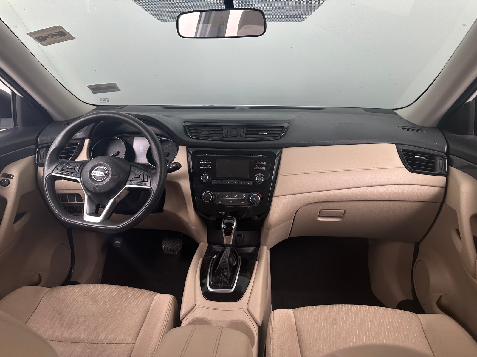 Thumbnail: 2017 Nissan Rogue - 3