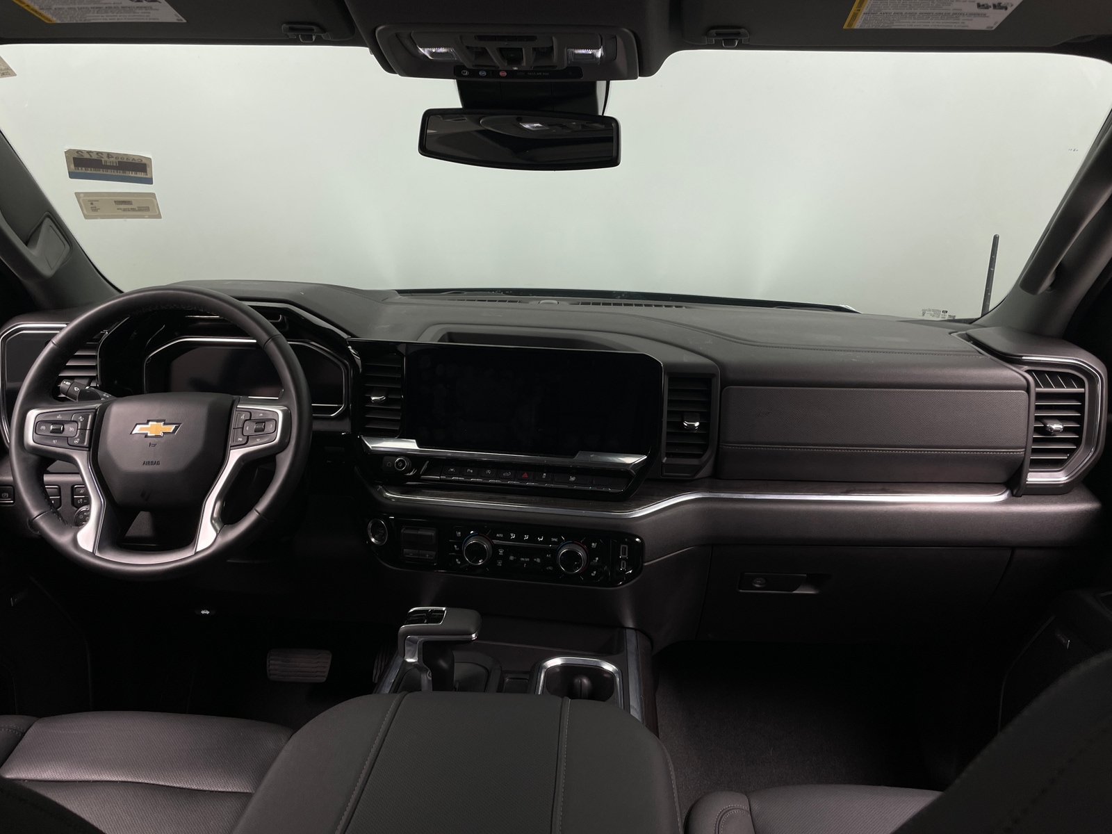 Thumbnail: 2025 Chevrolet Silverado 1500 - 2