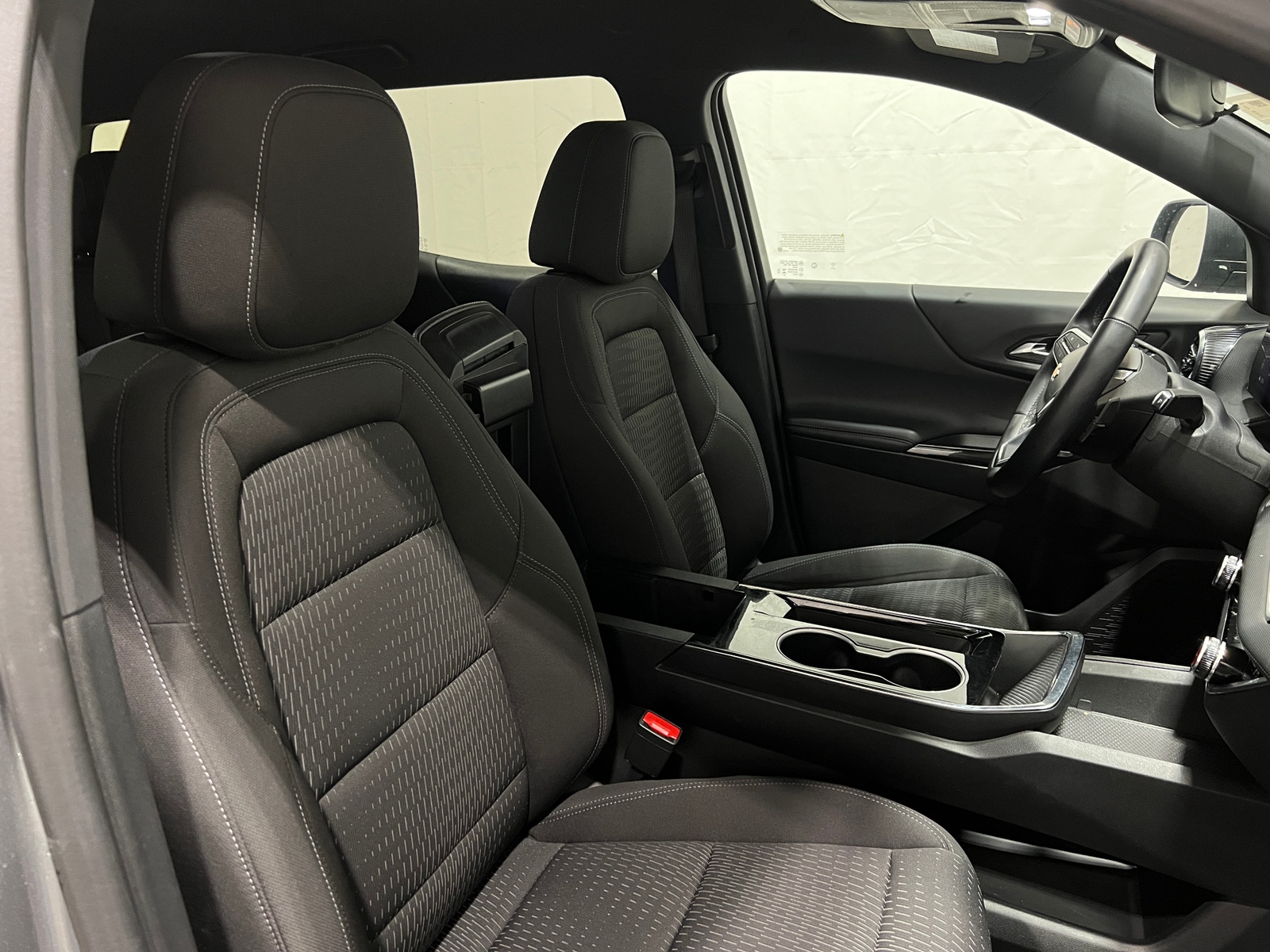 Thumbnail: 2025 Chevrolet Equinox - 2