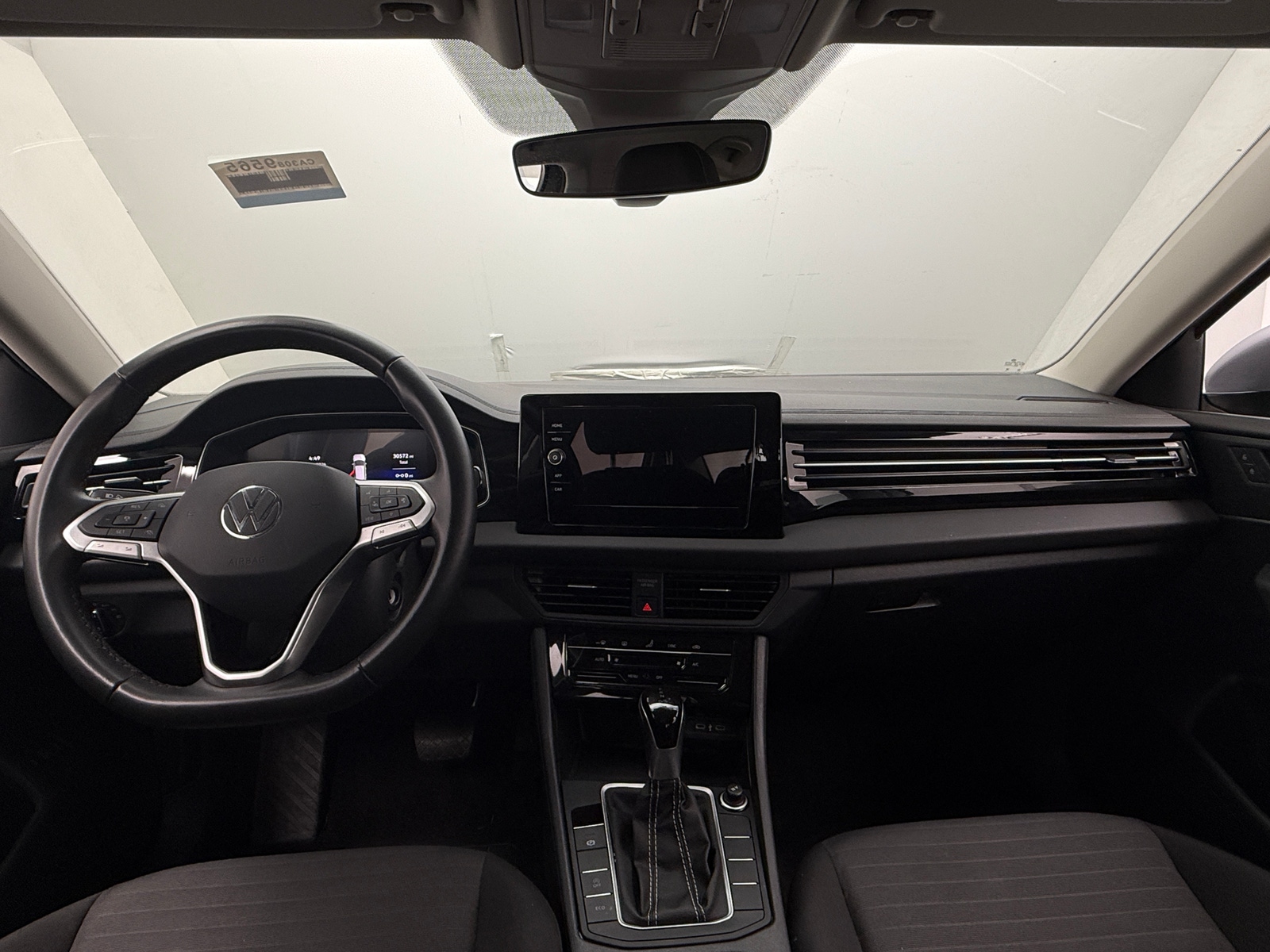 Thumbnail: 2025 Volkswagen Jetta - 3