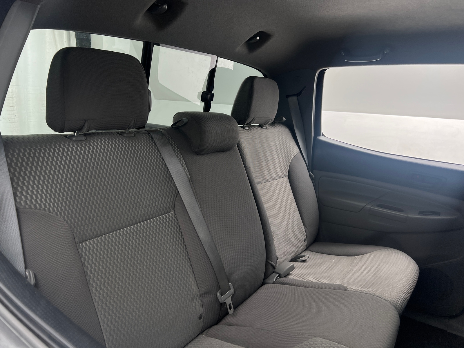 Thumbnail: 2015 Toyota Tacoma - 6