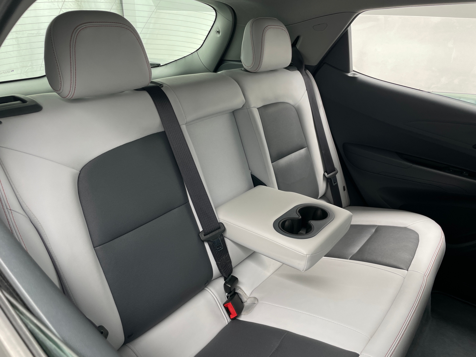 Thumbnail: 2017 Chevrolet Bolt EV - 5