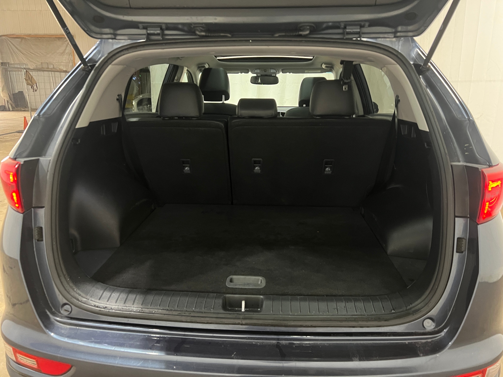 Thumbnail: 2017 Kia Sportage - 6