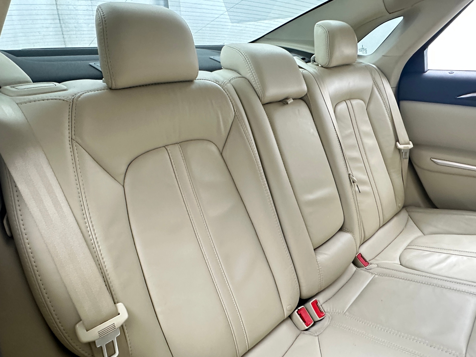 Thumbnail: 2015 Lincoln MKZ - 5