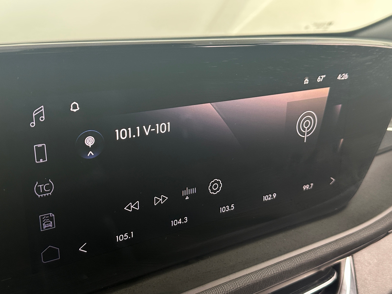 Thumbnail: 2025 Buick Envista - 3