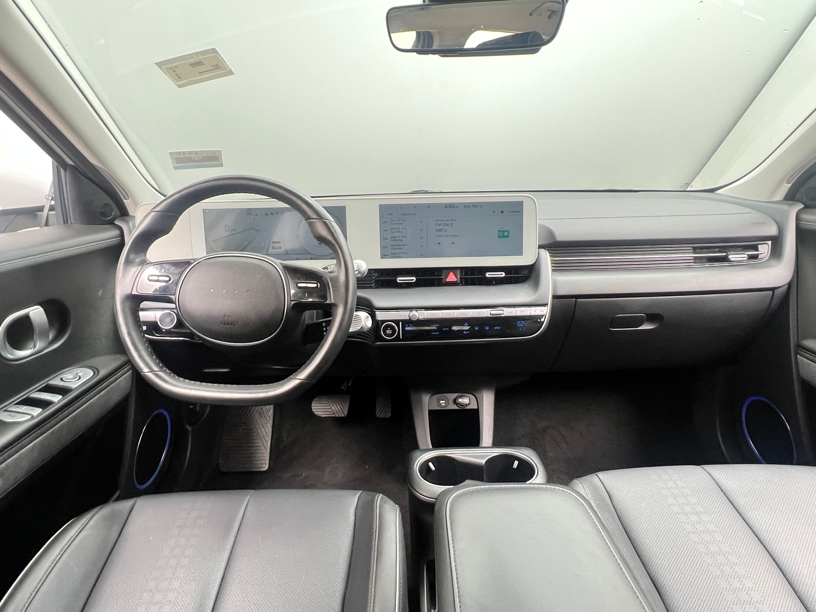 Thumbnail: 2022 Hyundai Ioniq 5 - 2