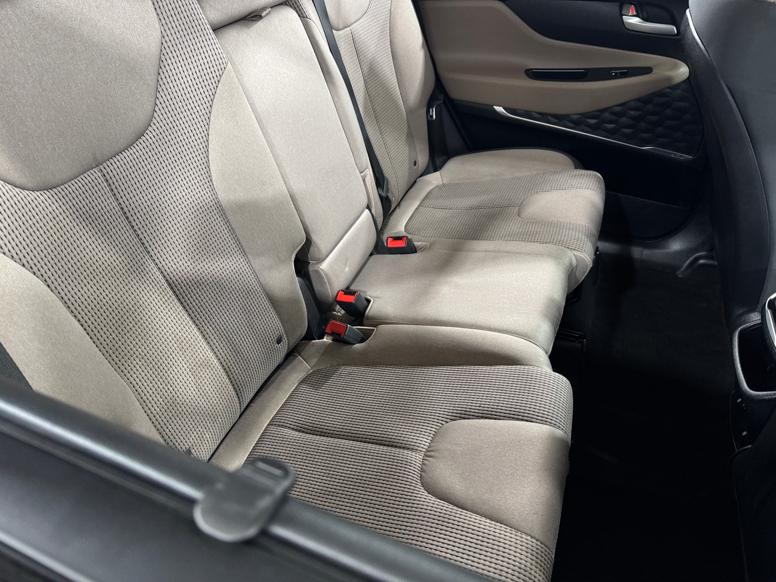 Thumbnail: 2019 Hyundai Santa Fe - 6