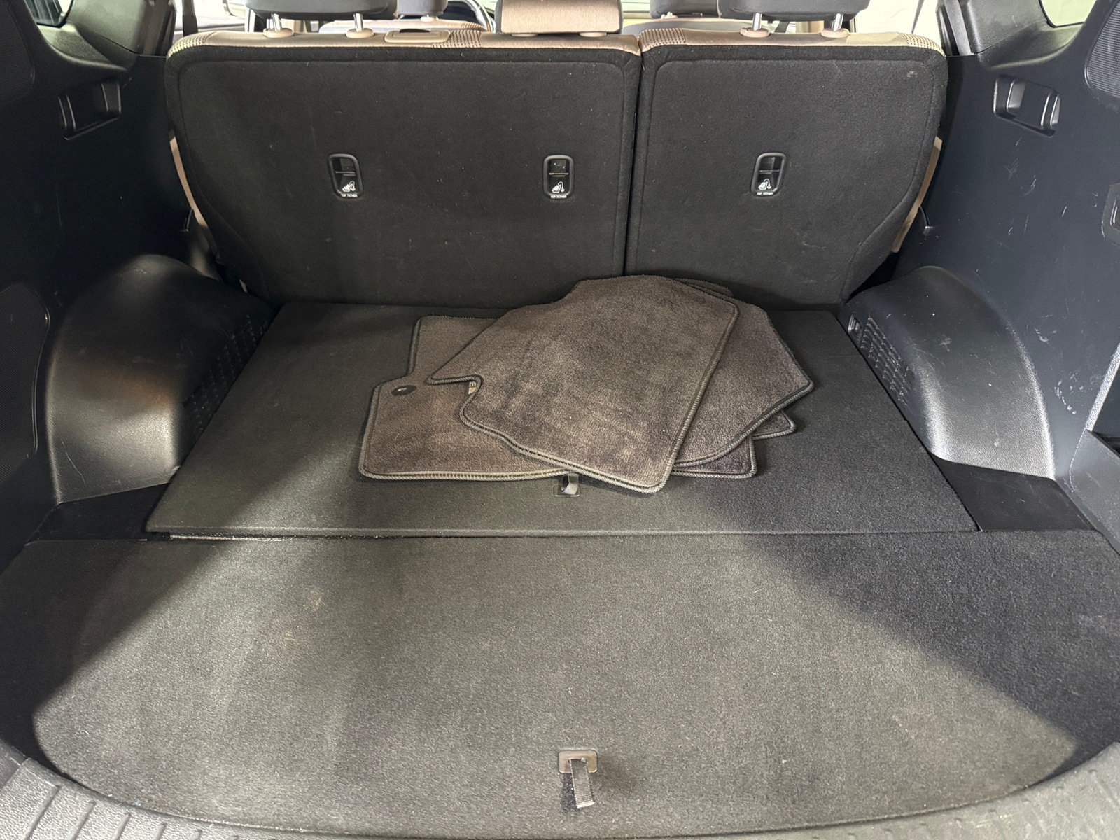 Thumbnail: 2019 Hyundai Santa Fe - 7