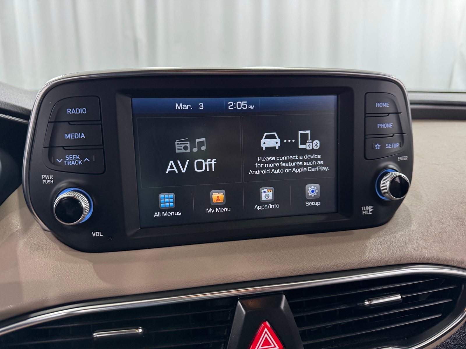 Thumbnail: 2019 Hyundai Santa Fe - 4