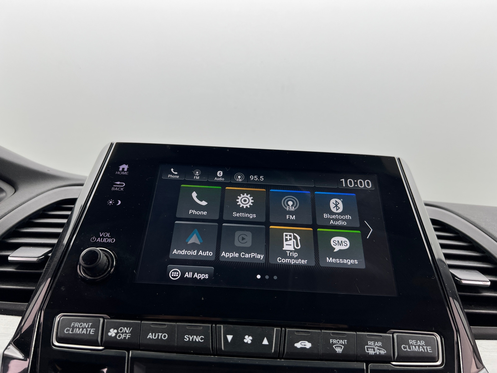 Thumbnail: 2019 Honda Odyssey - 3