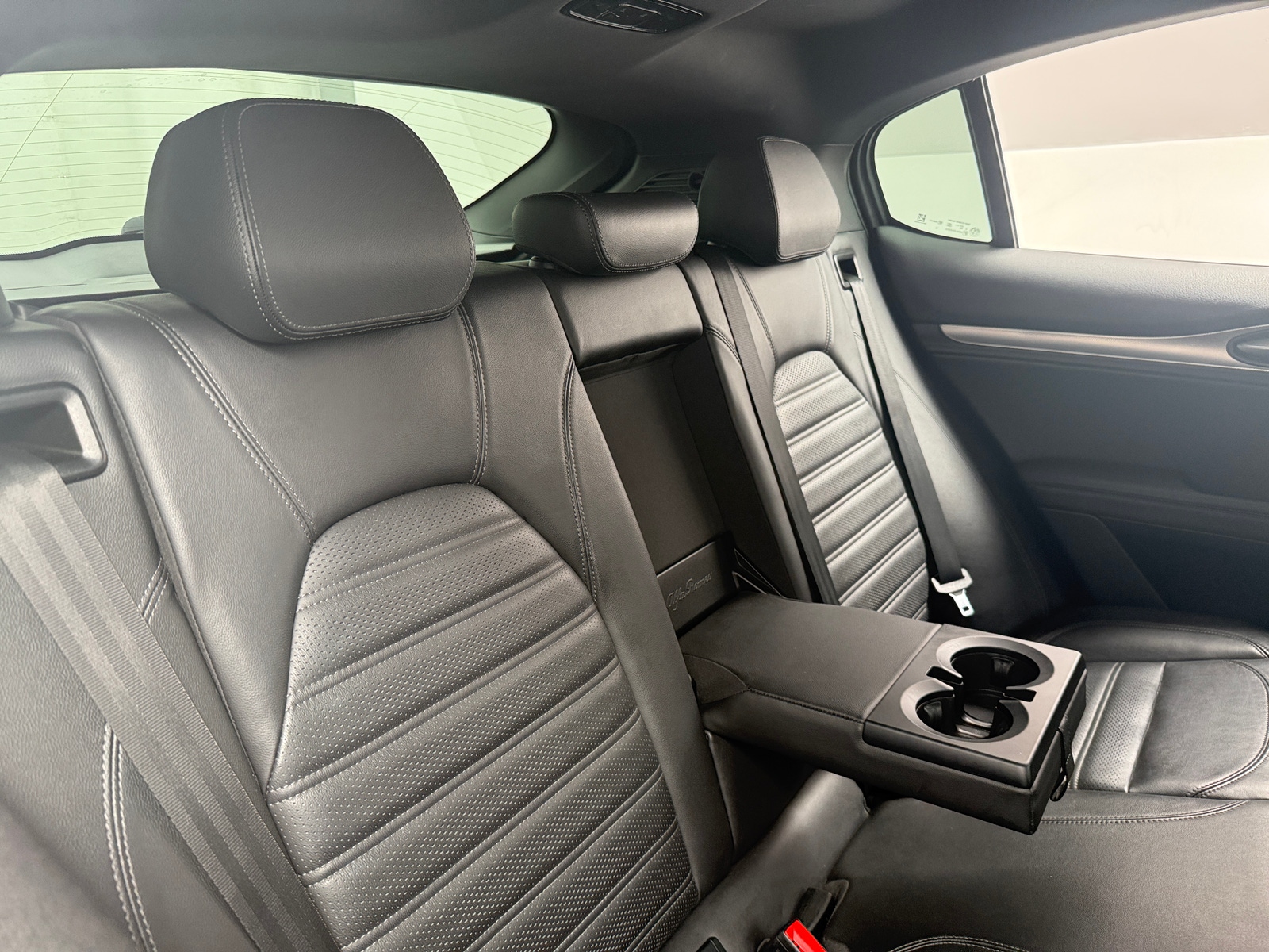 Thumbnail: 2019 Alfa Romeo Stelvio - 5