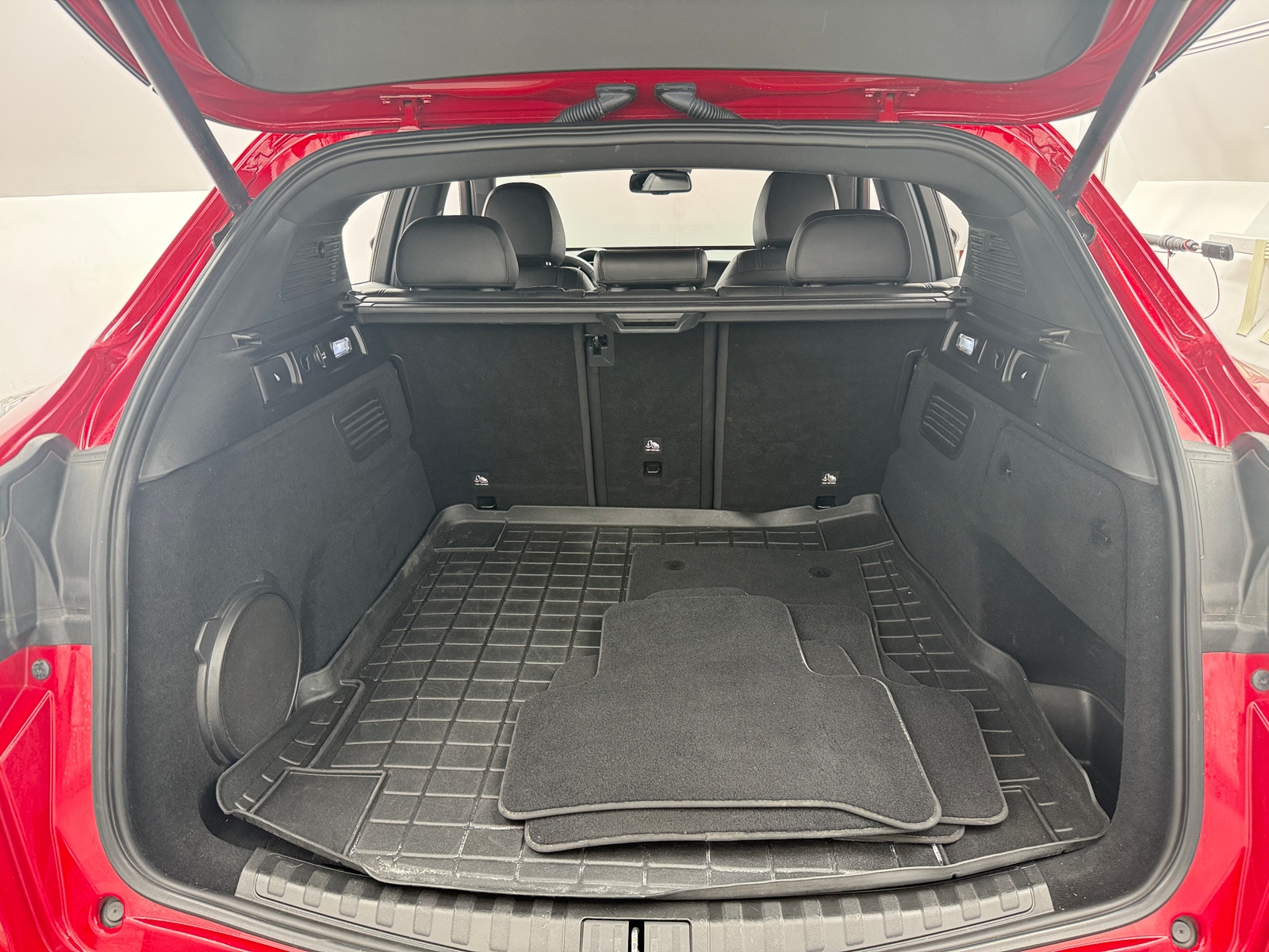 Thumbnail: 2019 Alfa Romeo Stelvio - 6