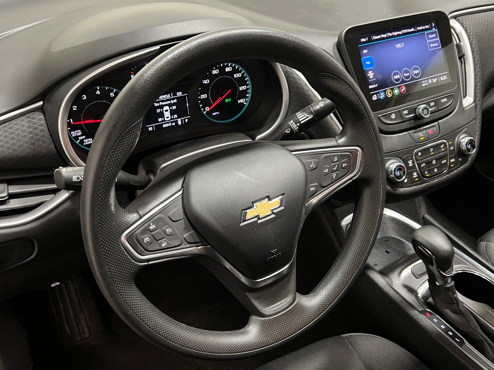 Thumbnail: 2022 Chevrolet Malibu - 5