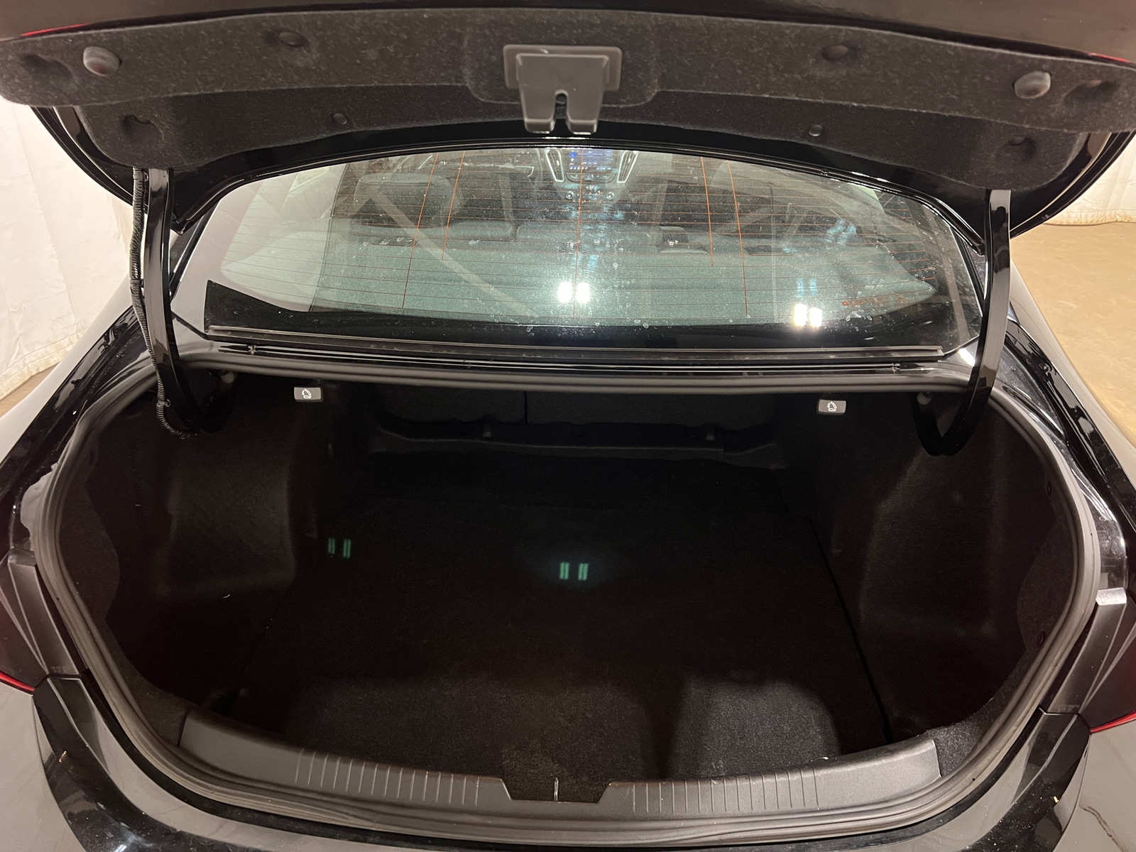 Thumbnail: 2022 Chevrolet Malibu - 7