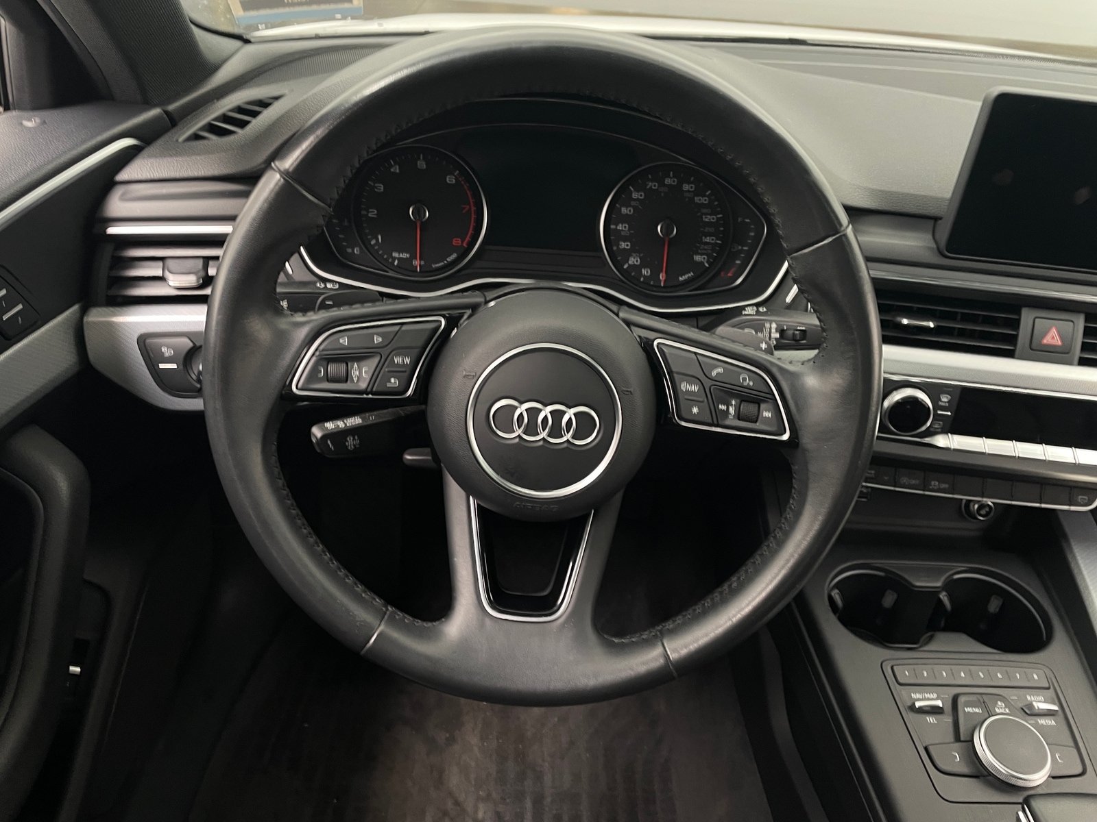 Thumbnail: 2019 Audi A4 - 4