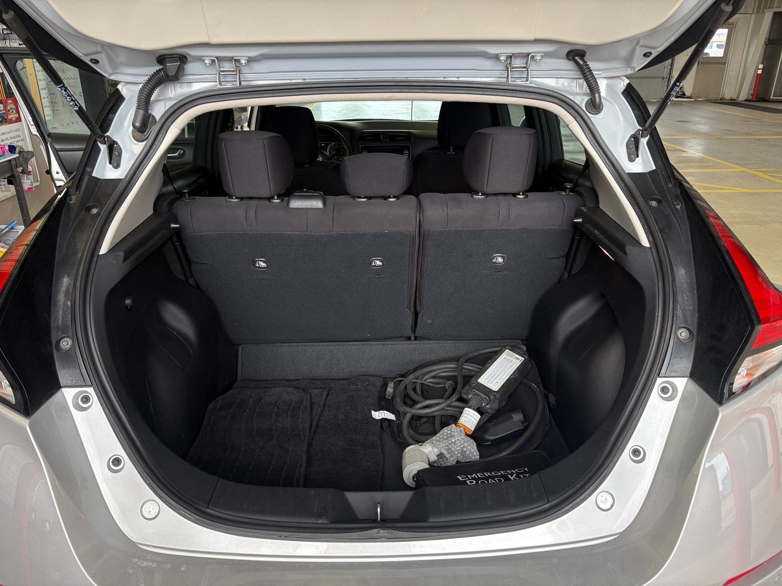 Thumbnail: 2024 Nissan Leaf - 7