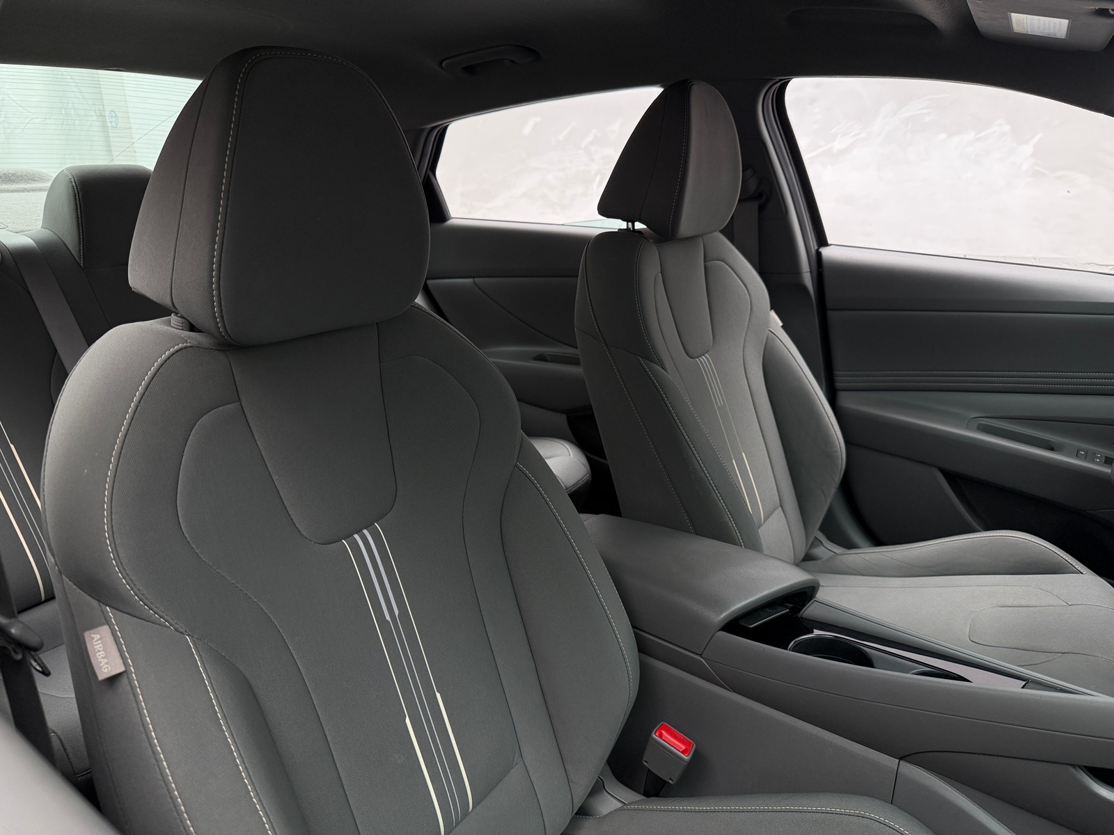 Thumbnail: 2023 Hyundai Elantra - 2