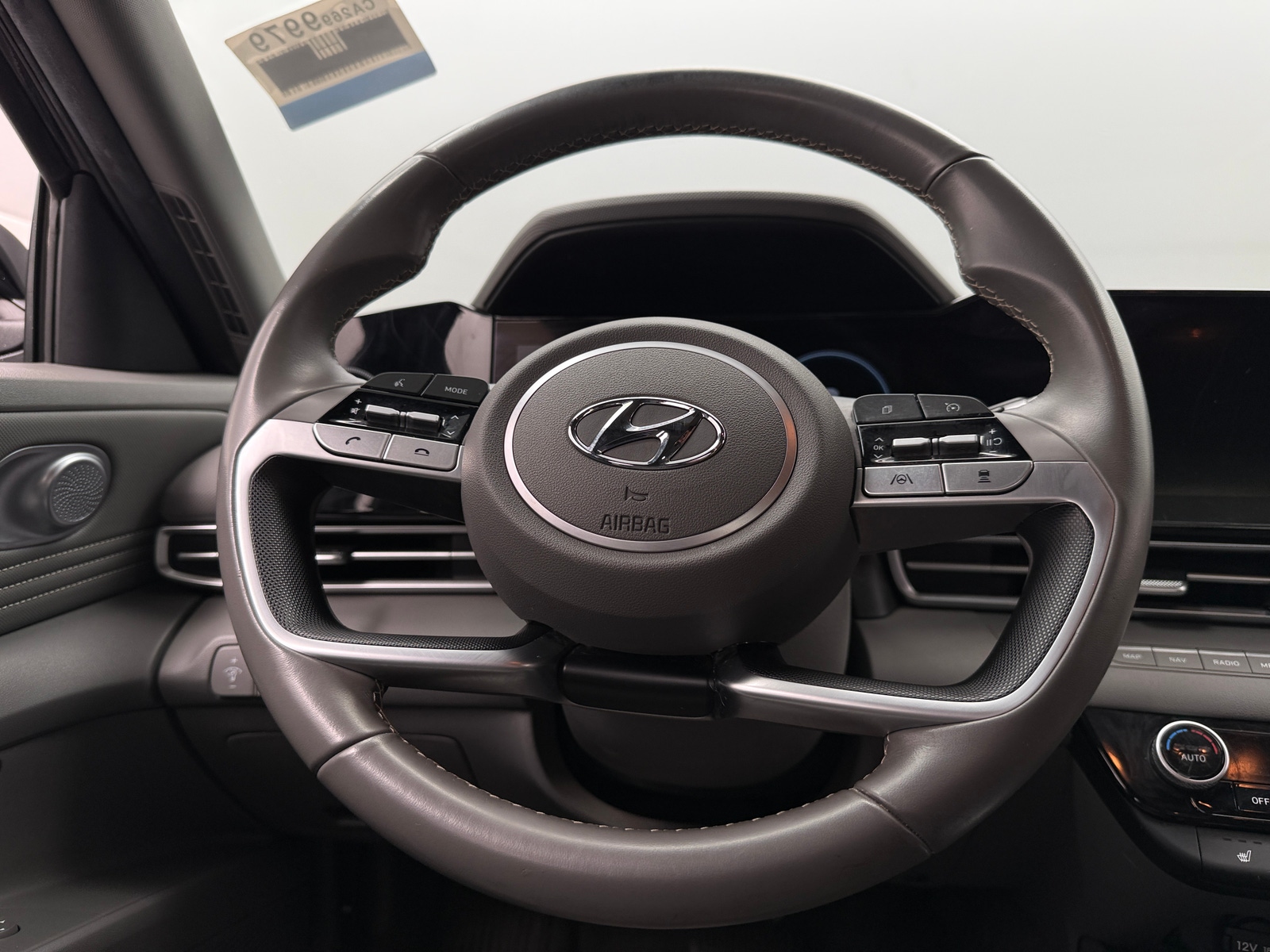 Thumbnail: 2023 Hyundai Elantra - 5