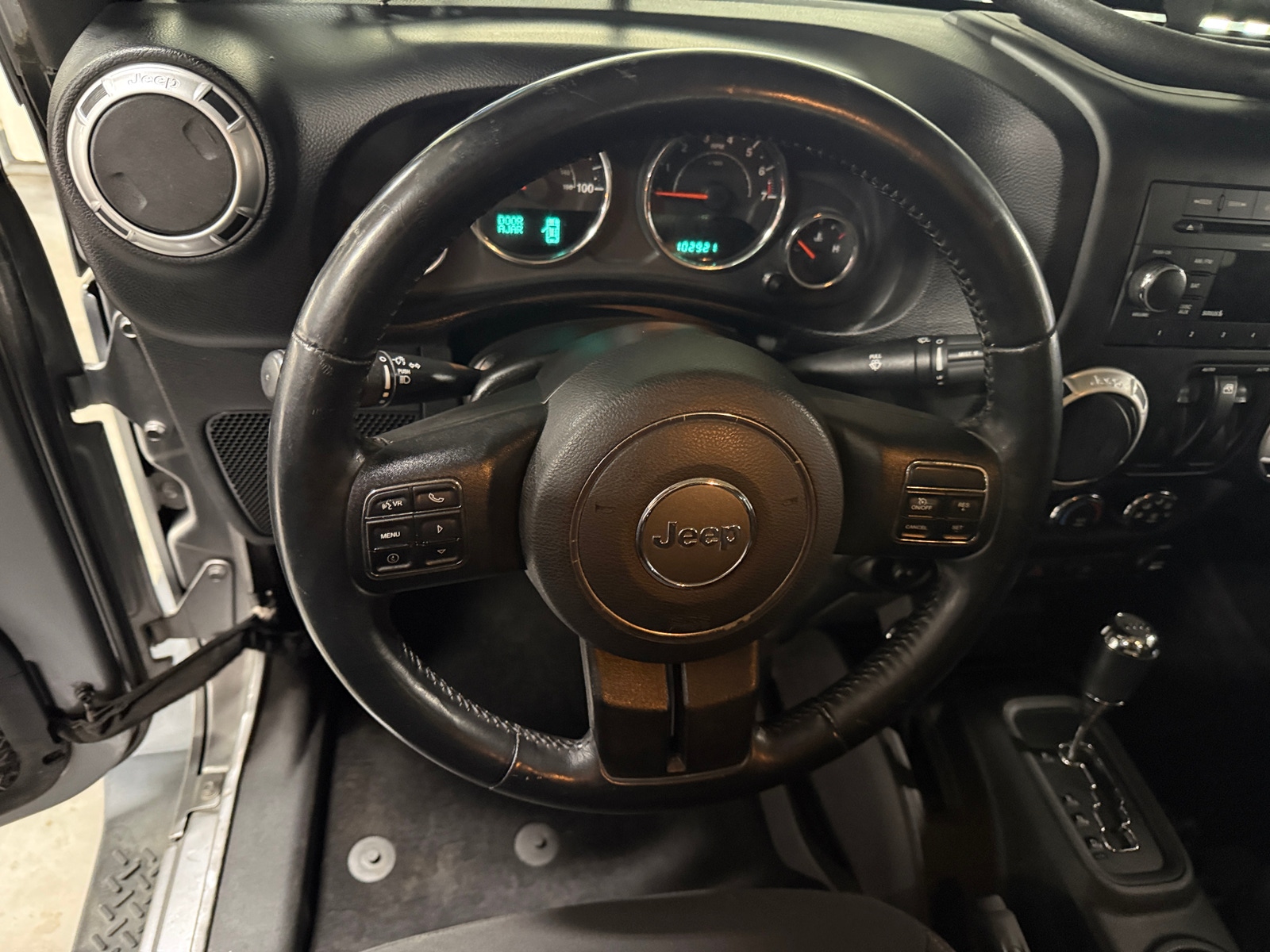 Thumbnail: 2014 Jeep Wrangler - 5