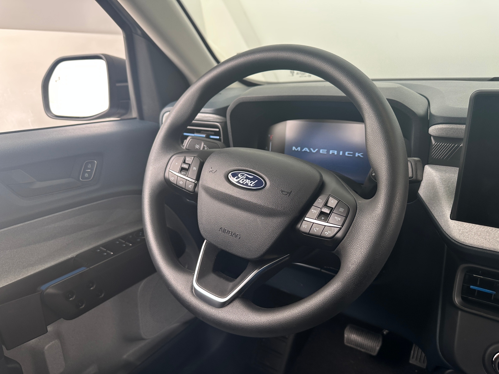 Thumbnail: 2025 Ford Maverick - 5