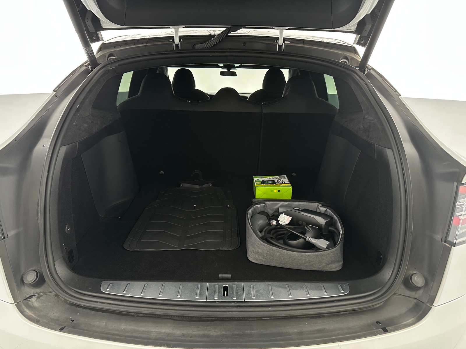 Thumbnail: 2020 Tesla Model X - 5