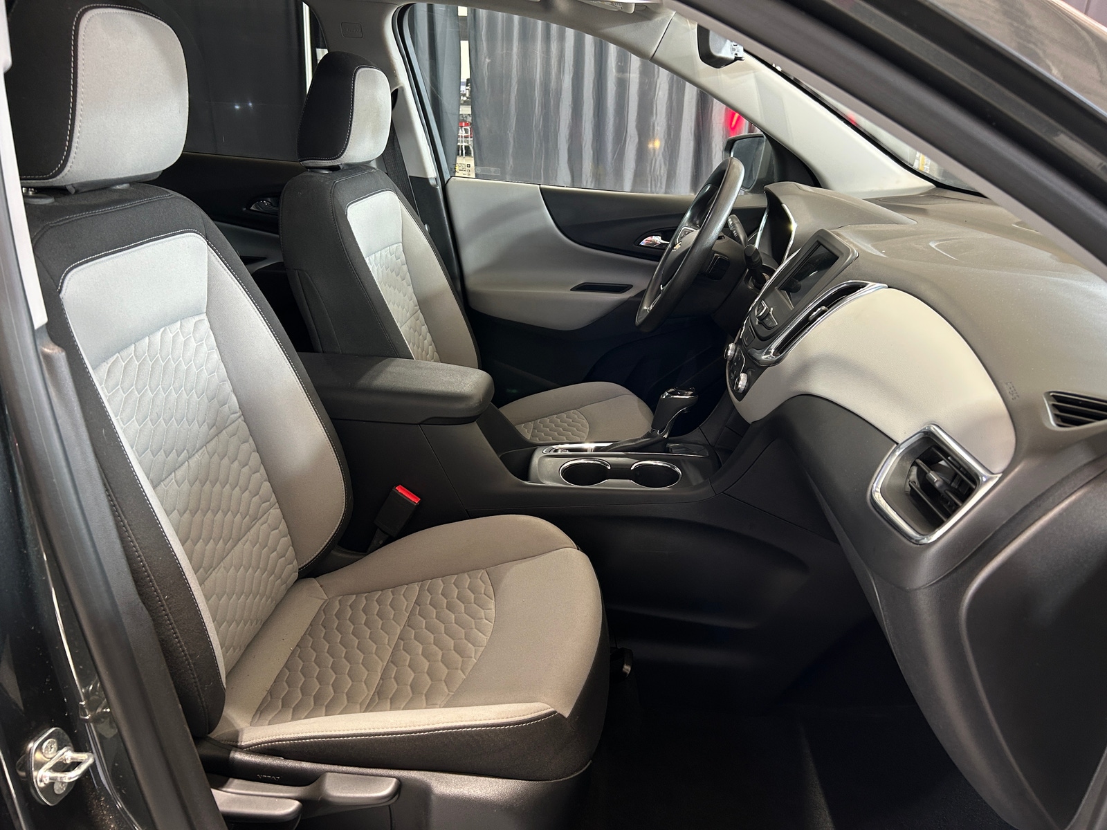 Thumbnail: 2019 Chevrolet Equinox - 2