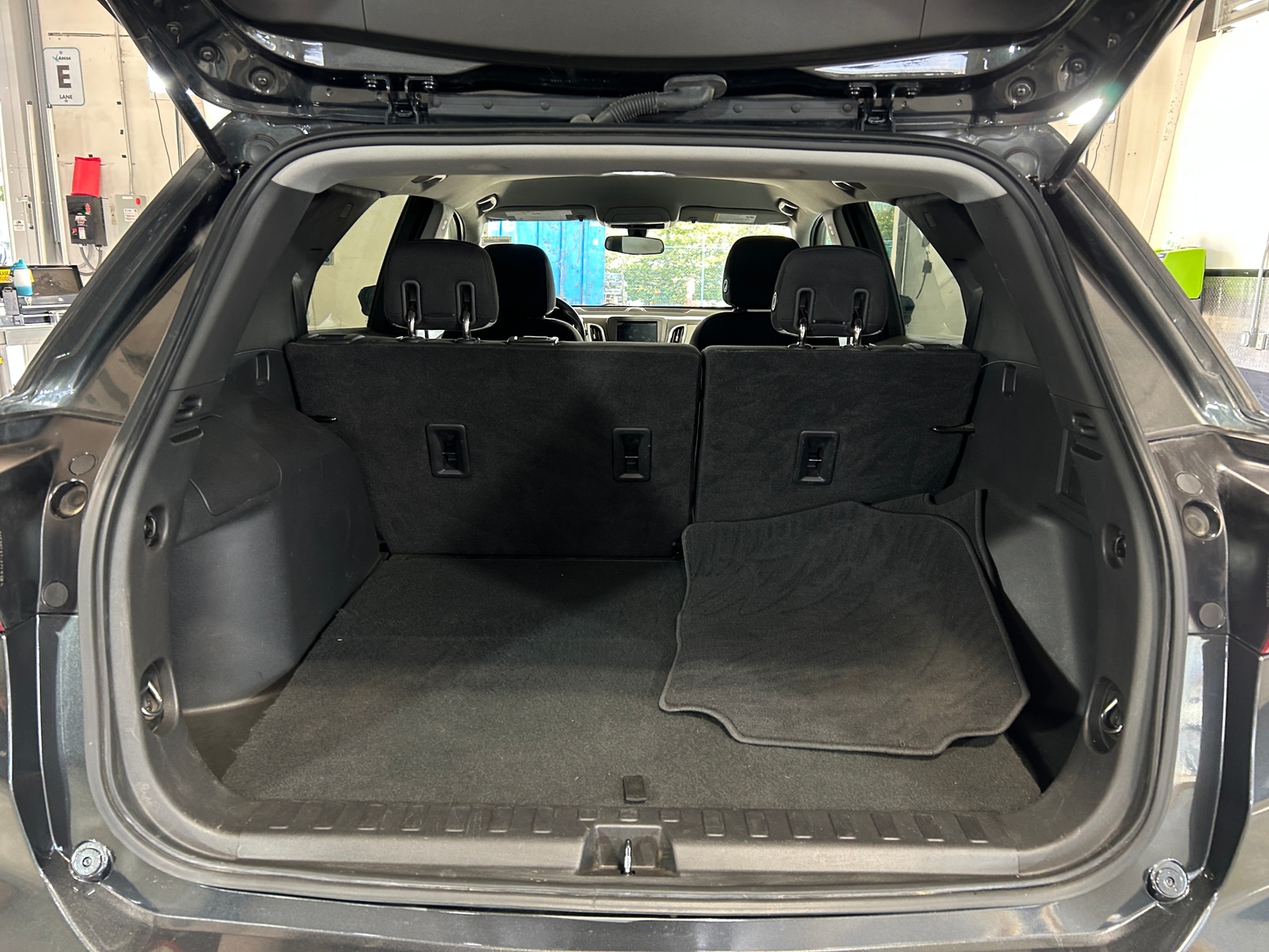 Thumbnail: 2019 Chevrolet Equinox - 7