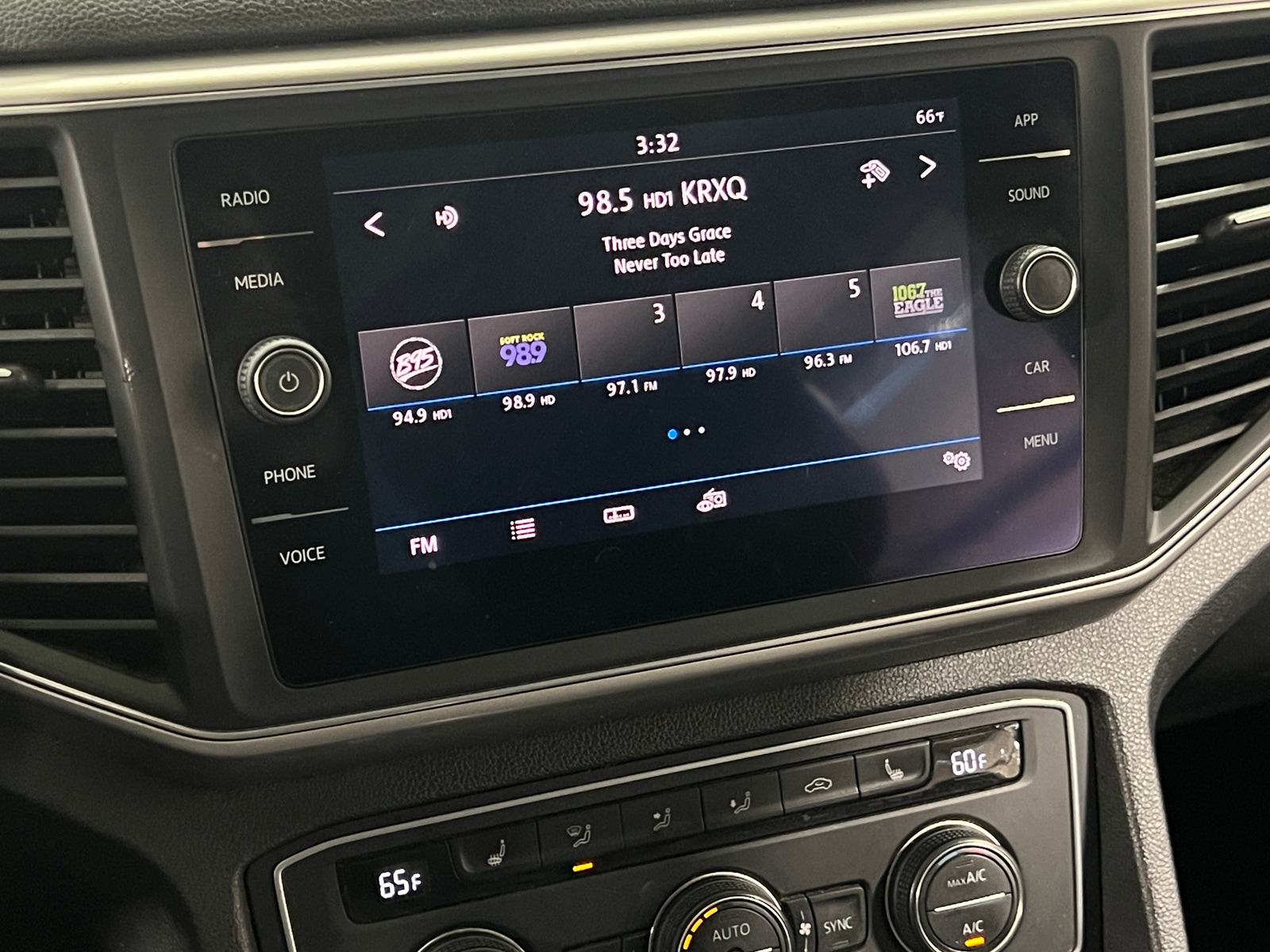 Thumbnail: 2019 Volkswagen Atlas - 3