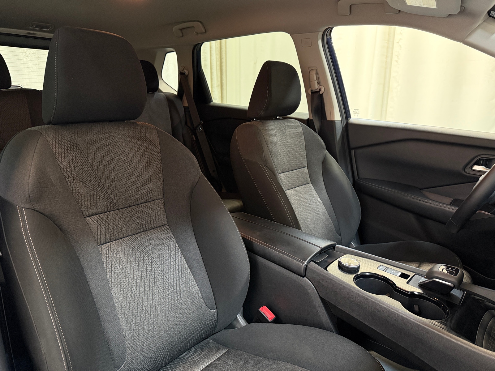 Thumbnail: 2025 Nissan Rogue - 2