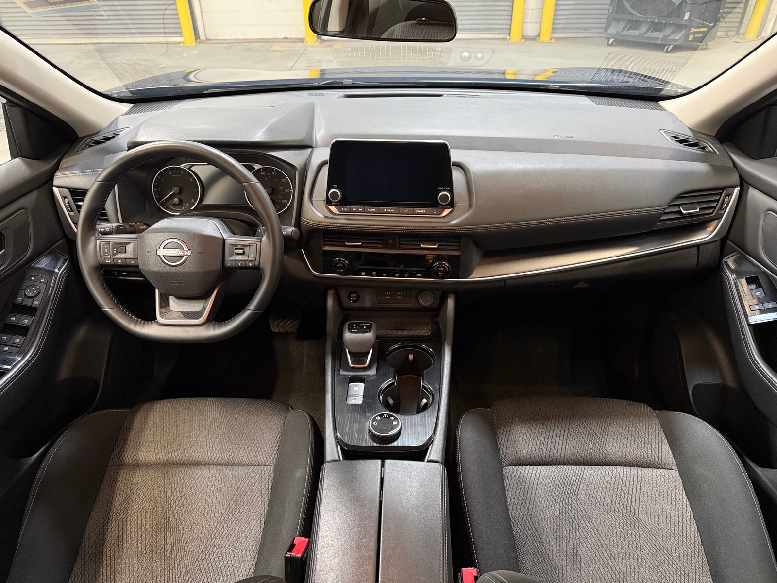 Thumbnail: 2025 Nissan Rogue - 3