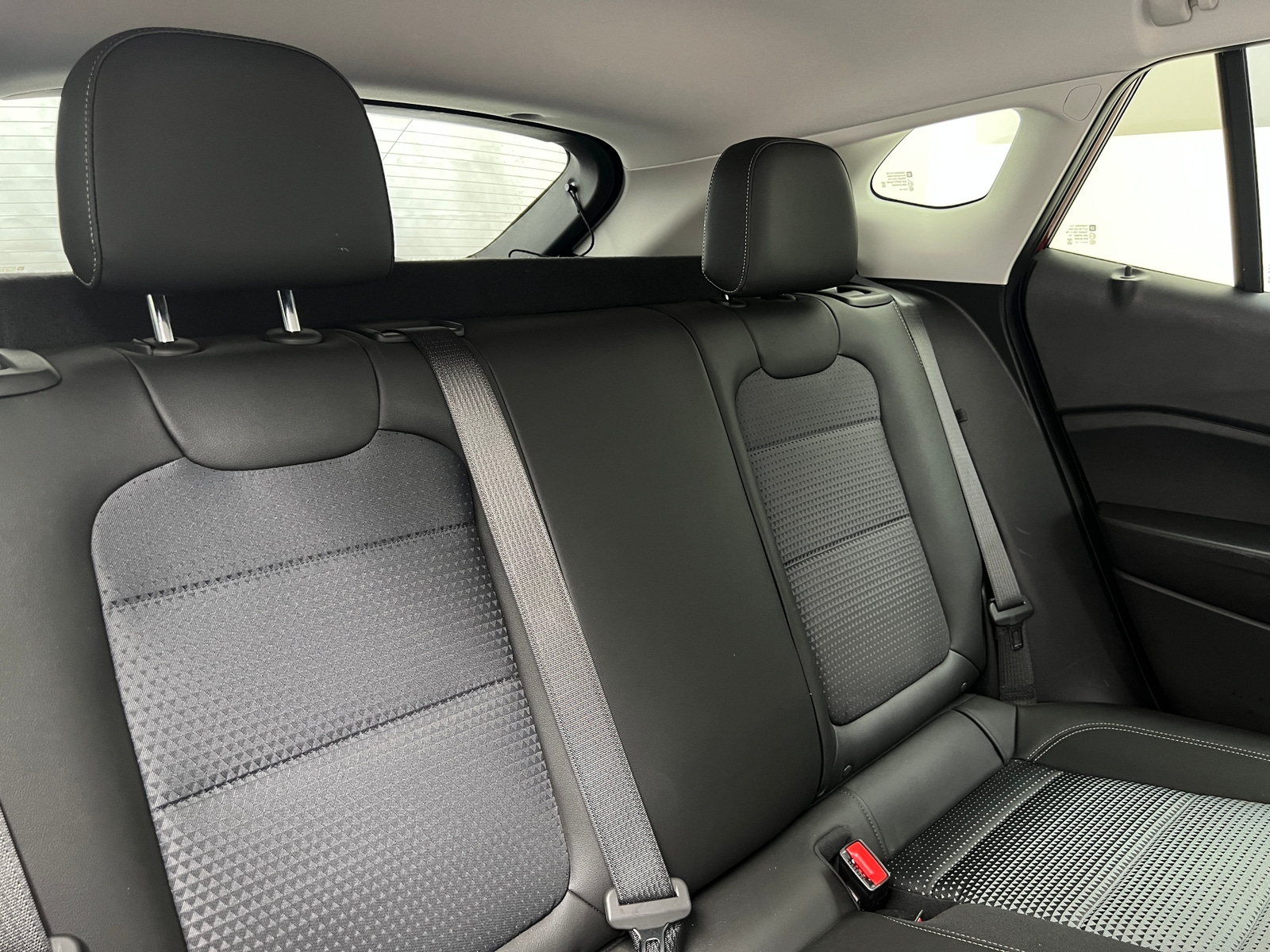 Thumbnail: 2025 Chevrolet Trax - 6