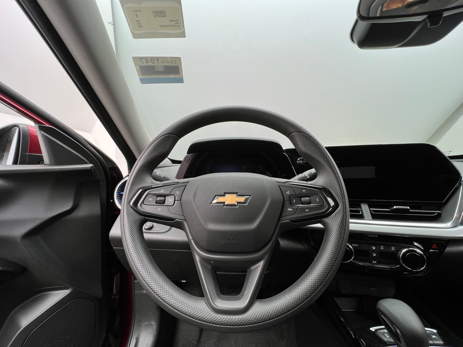 Thumbnail: 2025 Chevrolet Trax - 5