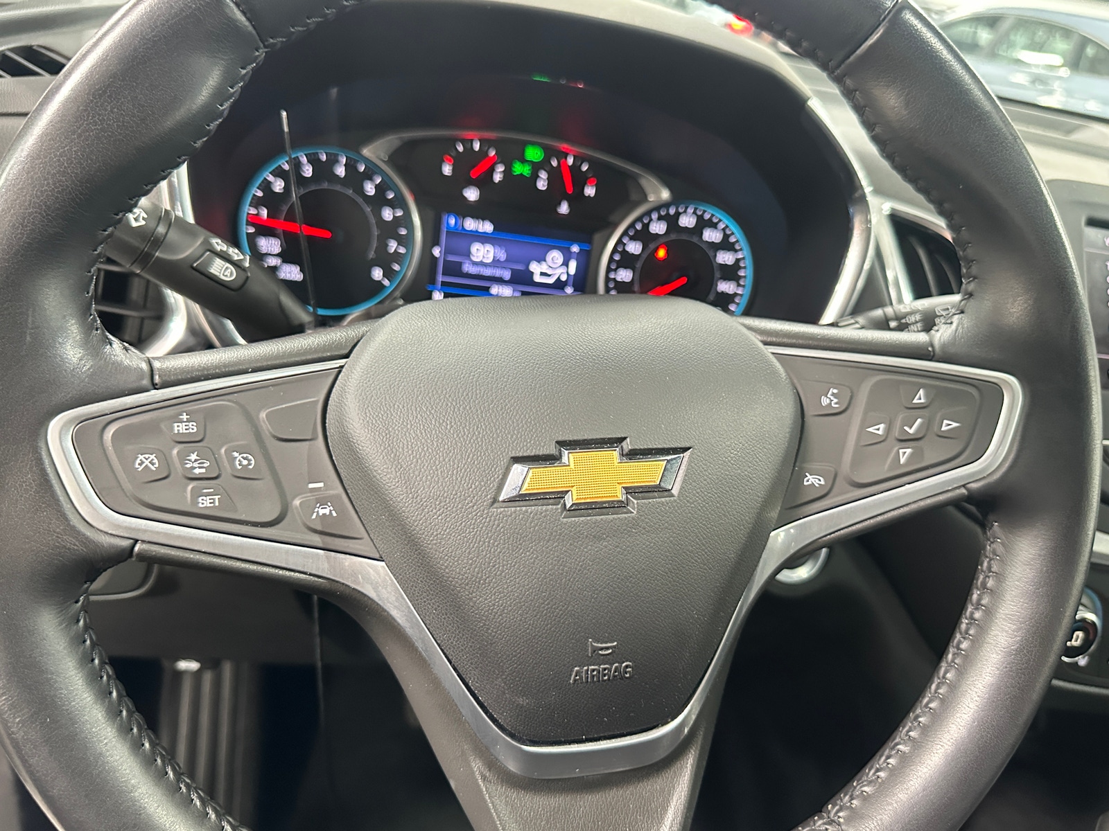 Thumbnail: 2022 Chevrolet Equinox - 5