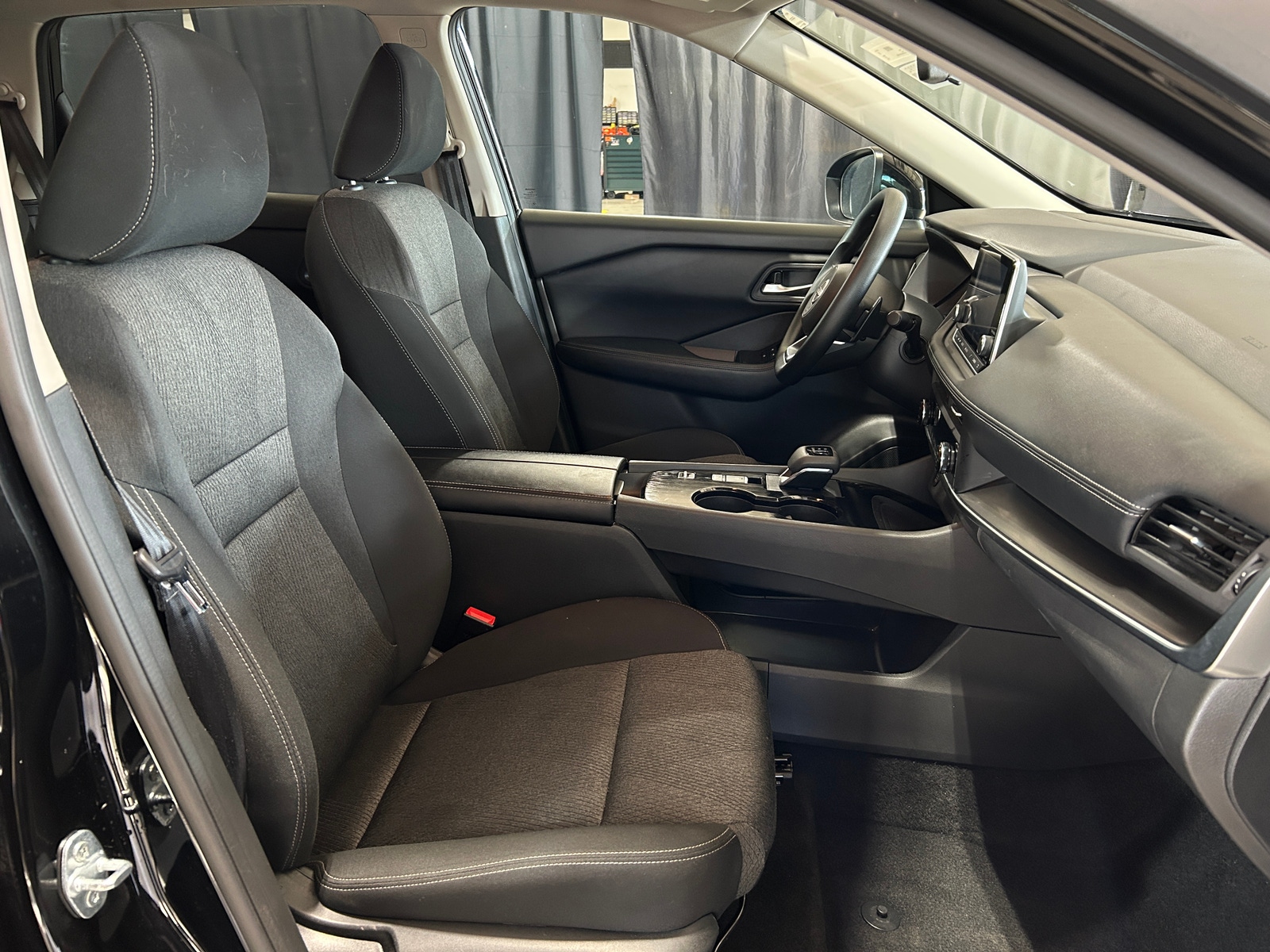 Thumbnail: 2024 Nissan Rogue - 2