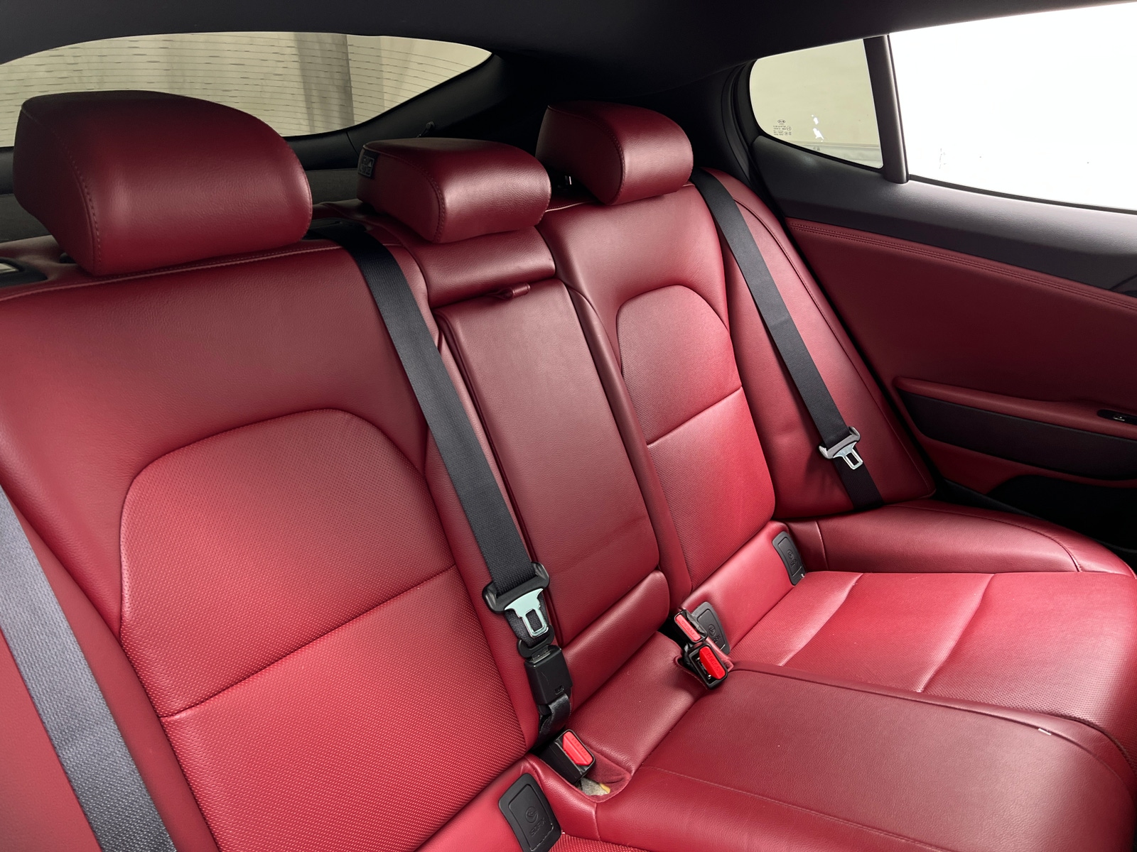 Thumbnail: 2022 Kia Stinger - 5