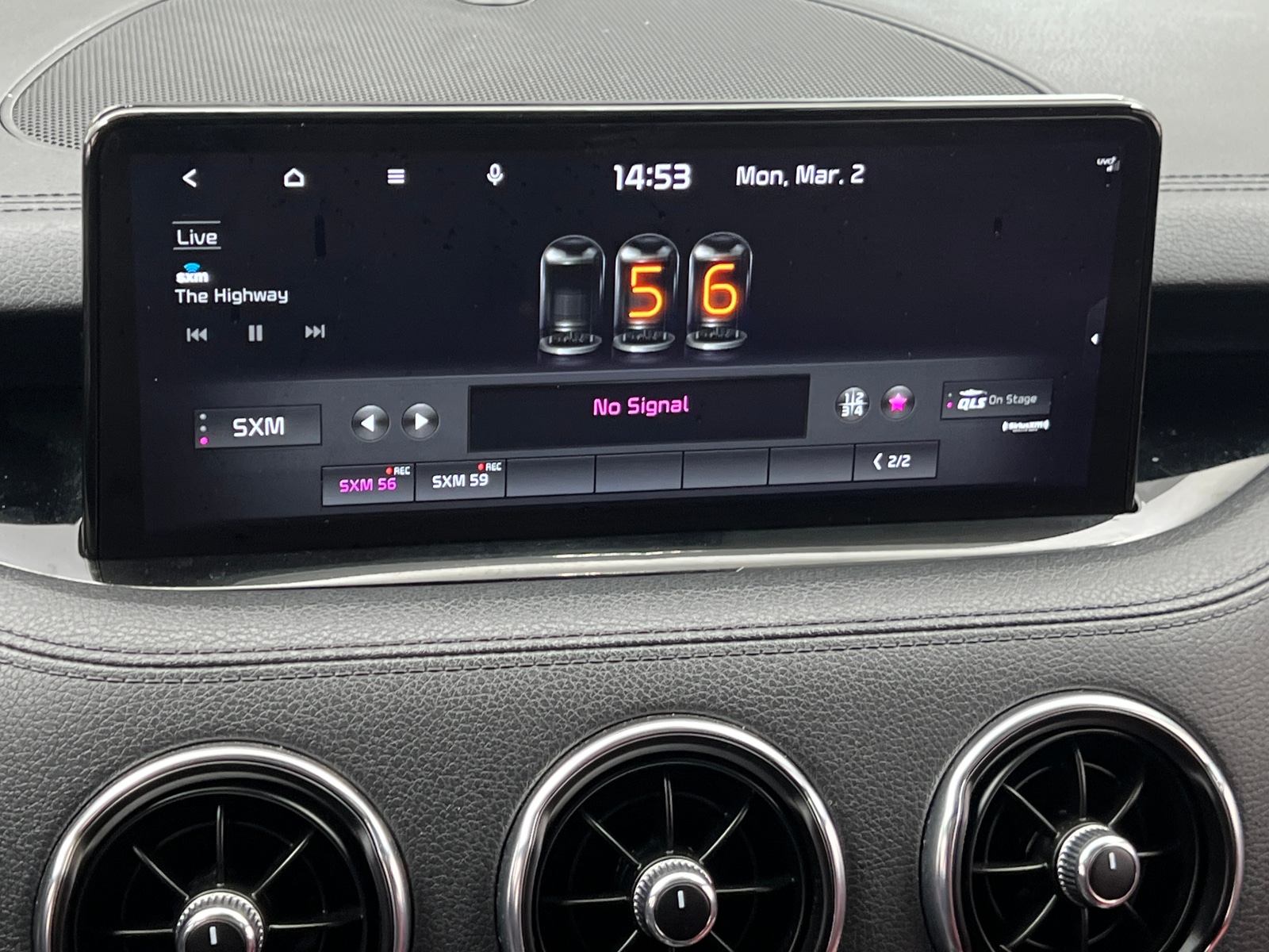 Thumbnail: 2022 Kia Stinger - 3