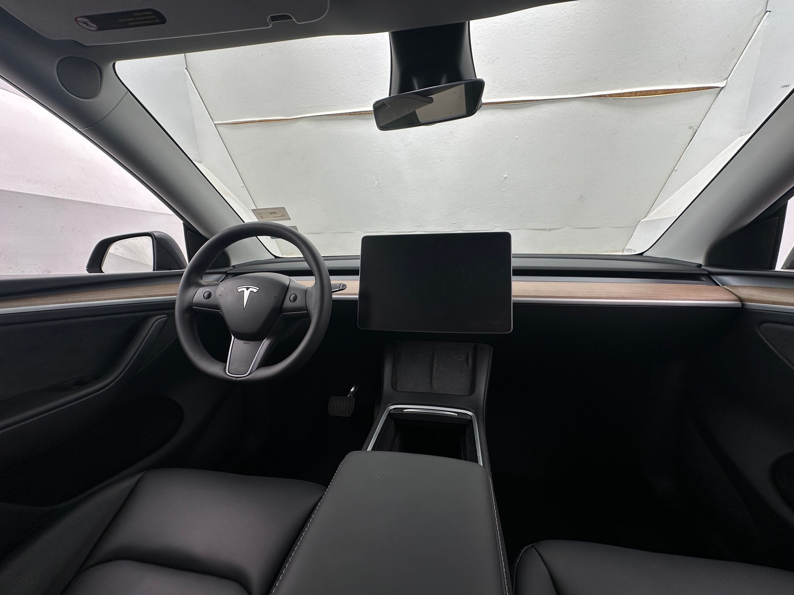 Thumbnail: 2025 Tesla Model Y - 2