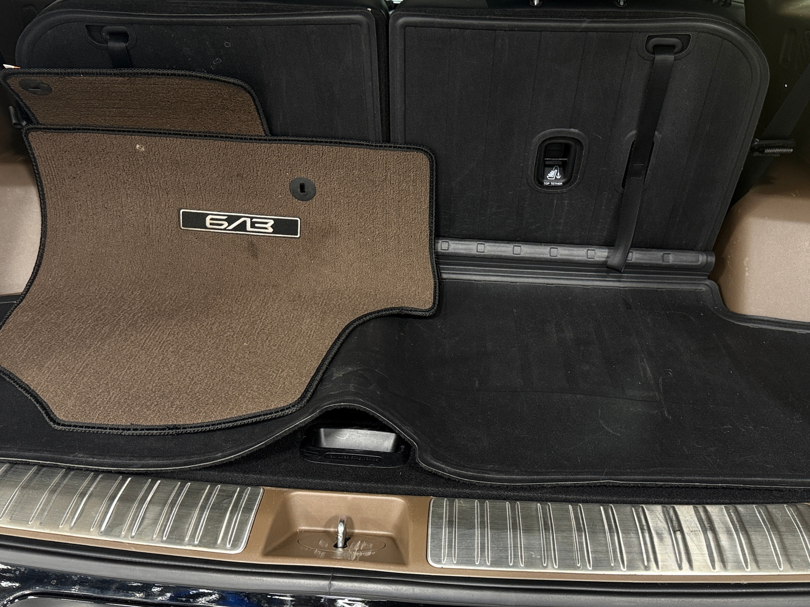 Thumbnail: 2024 Kia EV9 - 6