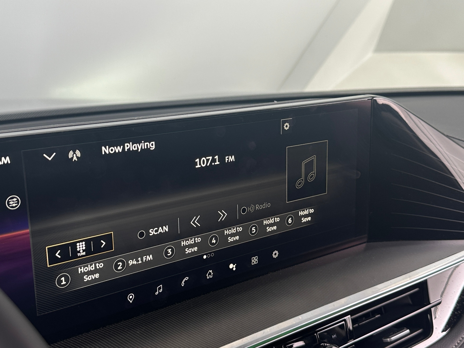 Thumbnail: 2025 INFINITI QX80 - 3