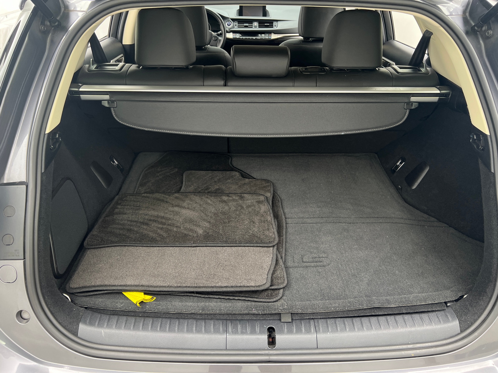 Thumbnail: 2017 Lexus CT - 6