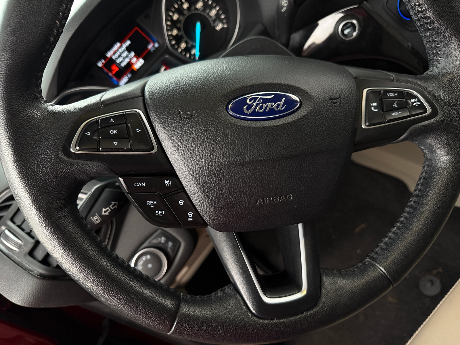 Thumbnail: 2018 Ford Escape - 4