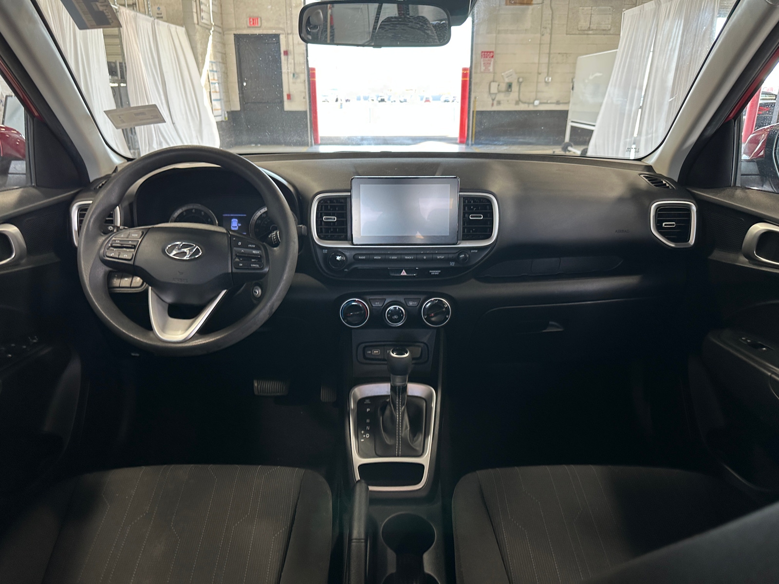 Thumbnail: 2022 Hyundai Venue - 3