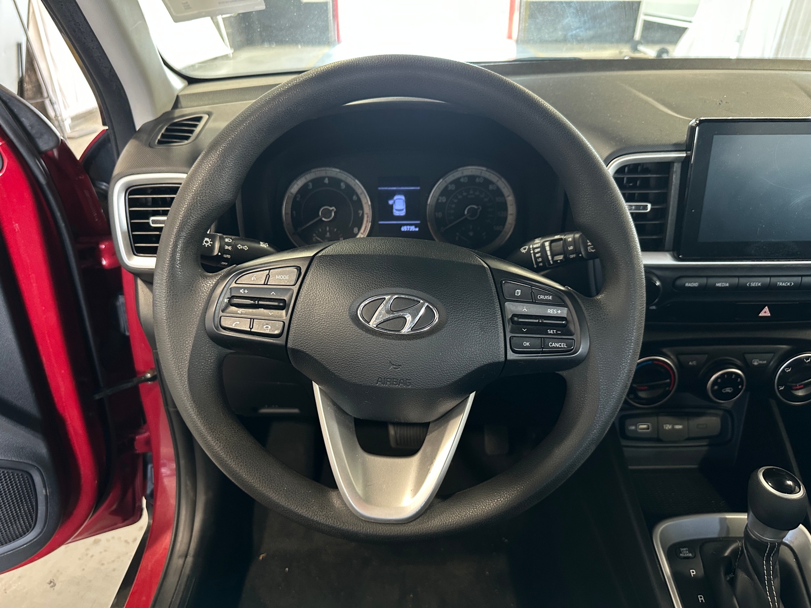 Thumbnail: 2022 Hyundai Venue - 5