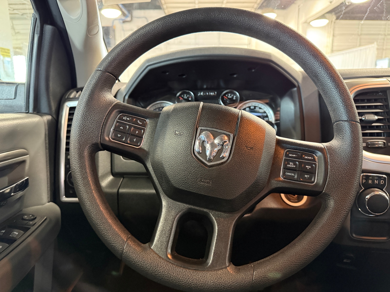 Thumbnail: 2019 RAM 1500 Classic - 5