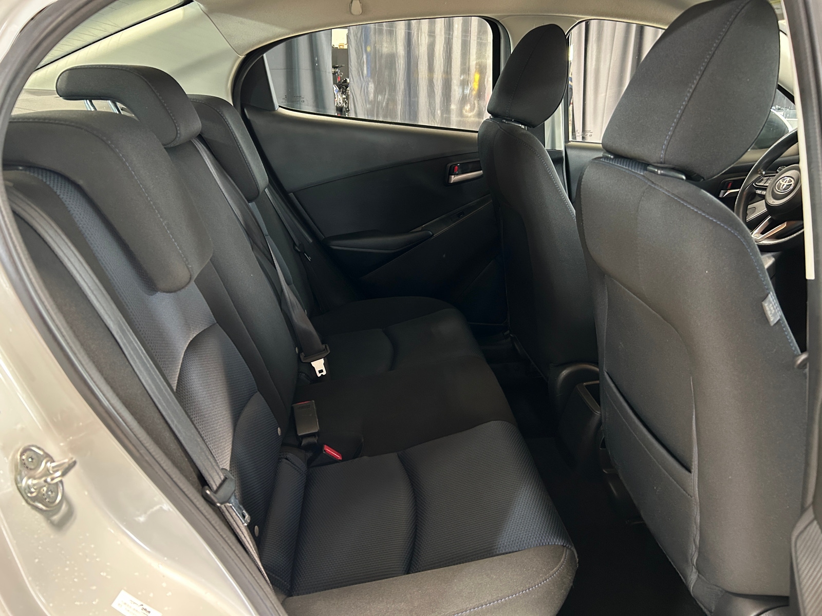 Thumbnail: 2019 Toyota Yaris - 6