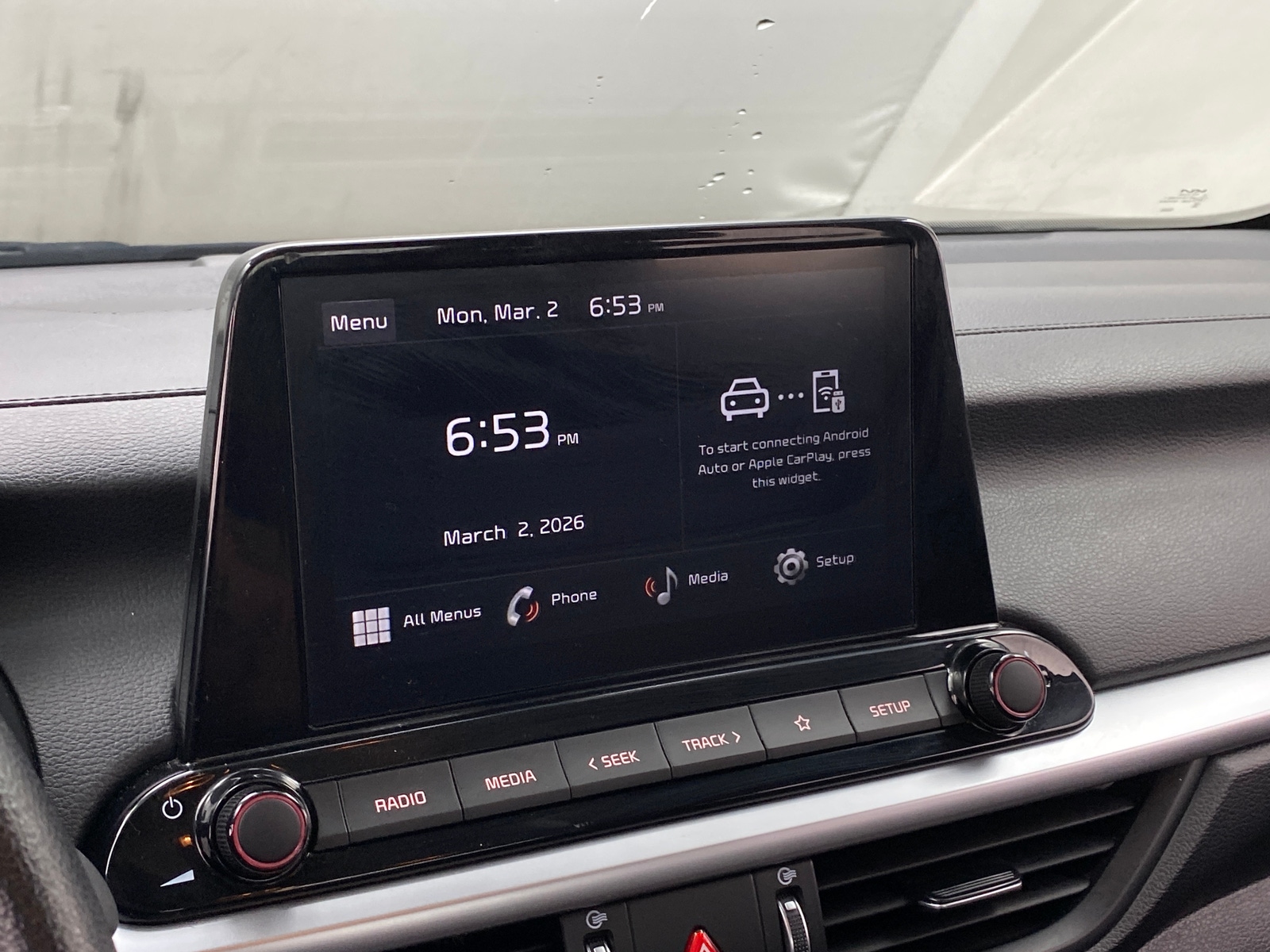 Thumbnail: 2024 Kia Forte - 4