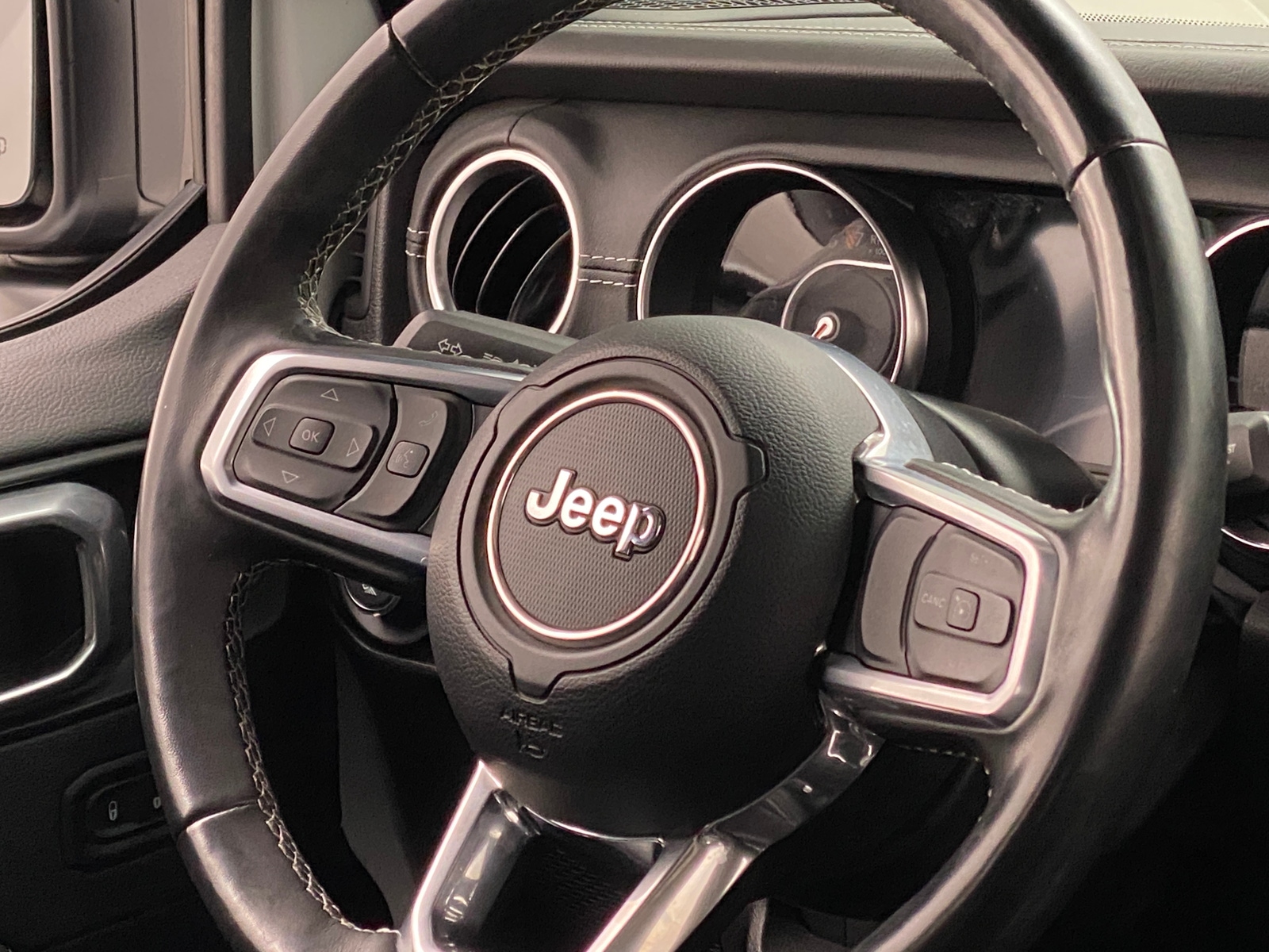 Thumbnail: 2022 Jeep Gladiator - 5