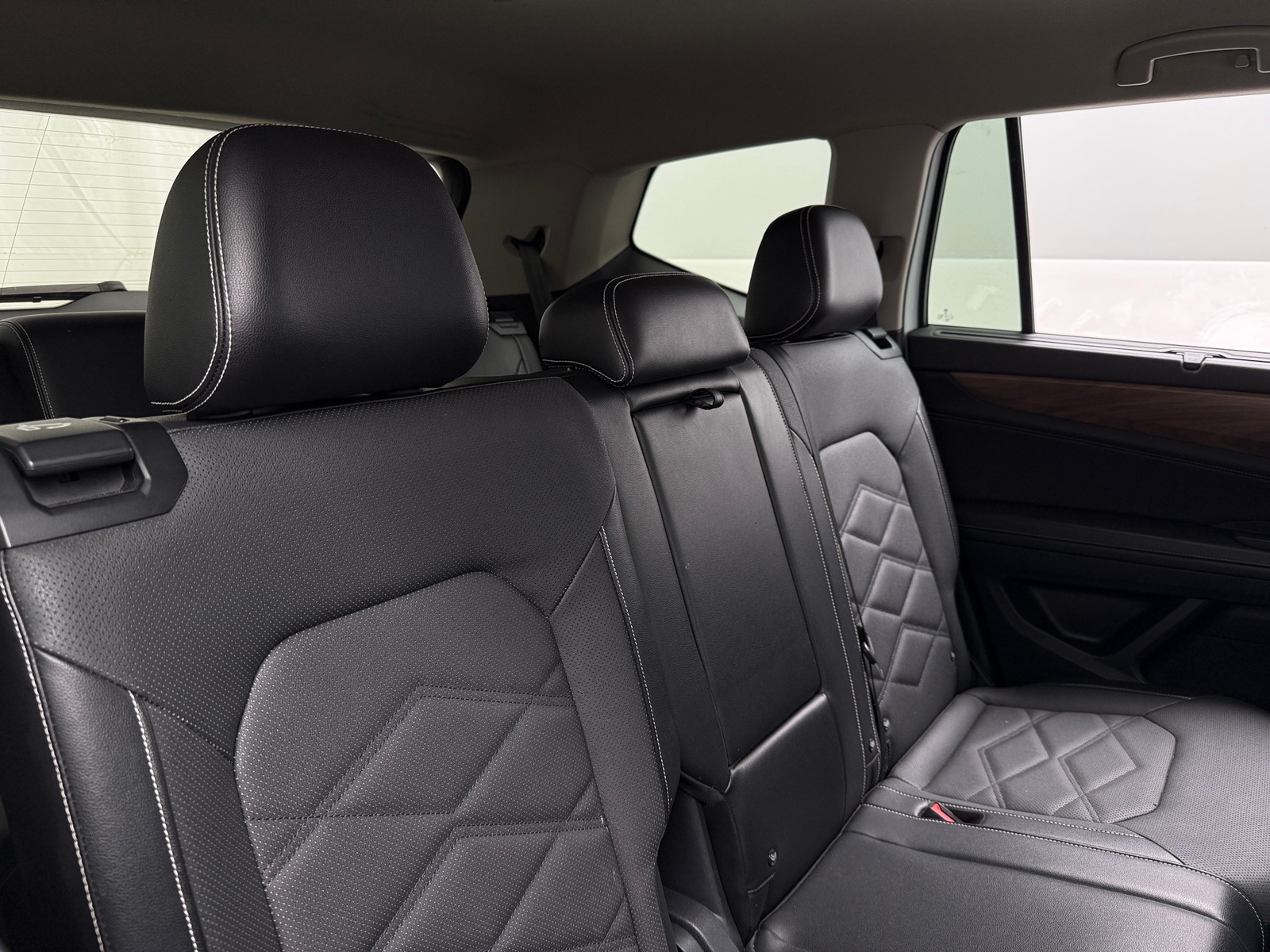 Thumbnail: 2024 Volkswagen Atlas - 5