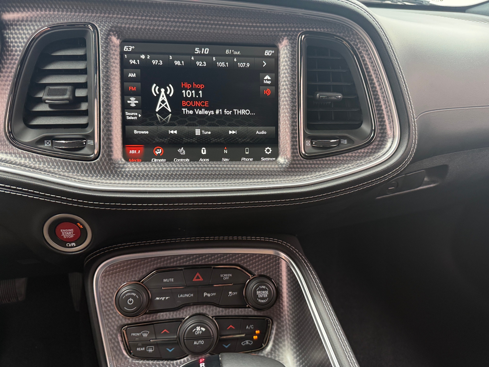 Thumbnail: 2022 Dodge Challenger - 2